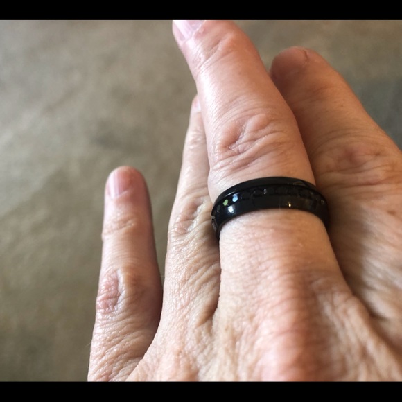 Men Women Wedding Steel Band Engagement Ring. - Picture 3 of 6